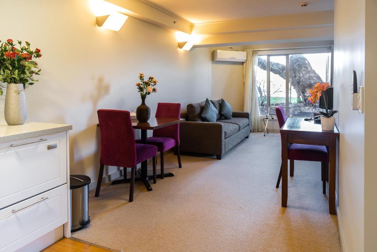 Ocean Breeze Hotel Окленд Экстерьер фото