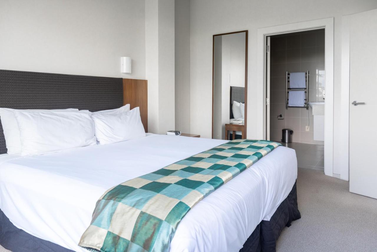 Ocean Breeze Hotel Окленд Экстерьер фото